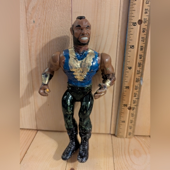 Me T Action Figure with Blue and Gold Outfit Vintage 1983 - Picture 1 of 4